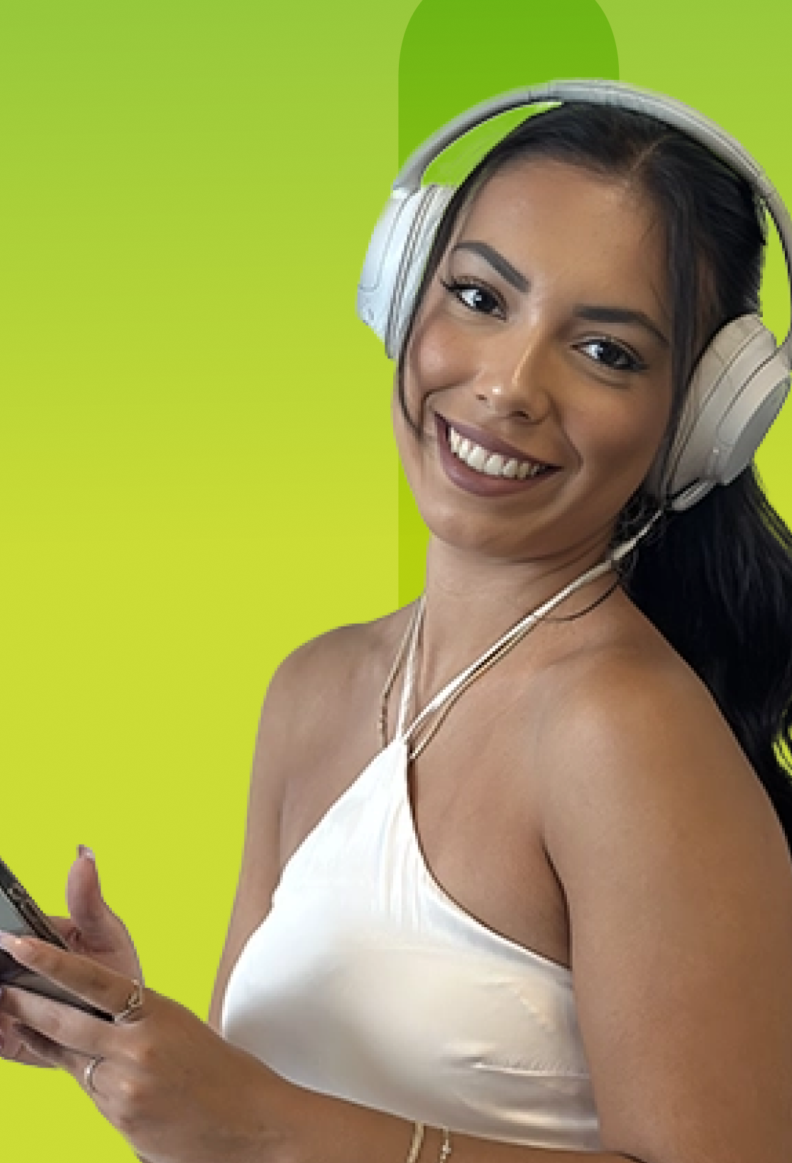 Itzel Gomez, Spécialiste Médias Sociaux